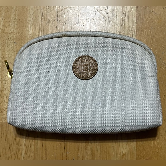 FENDI Chic Cream & tan Gold Accent small pouch-vintage - Picture 1 of 3